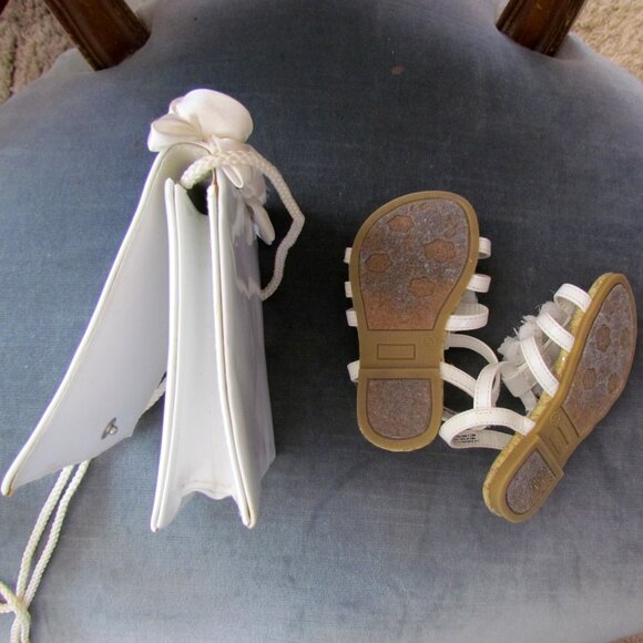 BABY SANDALS + PURSE, TODDLER 5 WHITE SHOES + CUTE BAG w ROSES, FUN for DRESS-UP - Picture 8 of 8